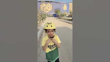 نورسين انا البندورة الحمراء 