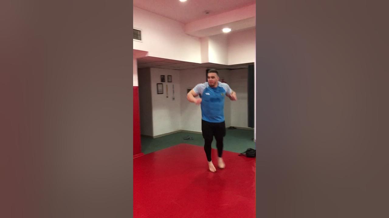 Михаил Волынкин бодибилдер
