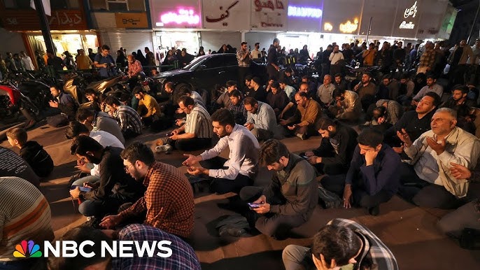 Group Prayers Take Place In Tehran For Iran S President Following Chopper Crash