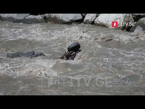 ტრაგედია შოვში - სტიქიის ზონა ირაკლი გედენიძის​ ფოტო-ობიექტივში