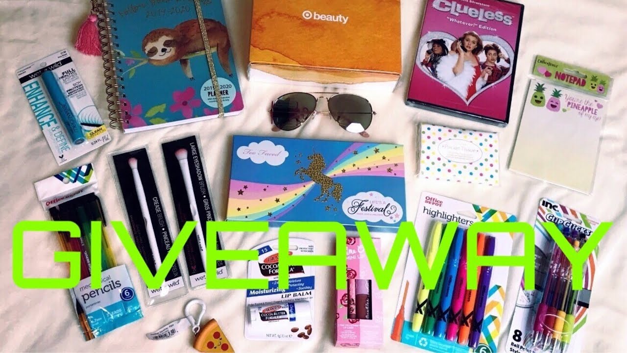 HUGE INTERNATIONAL MAKEUP GIVEAWAY (Closed)