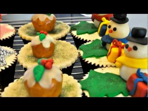 Uitgelezene Cupcakes versieren: Strik maken van fondant of marsepein - YouTube IH-74