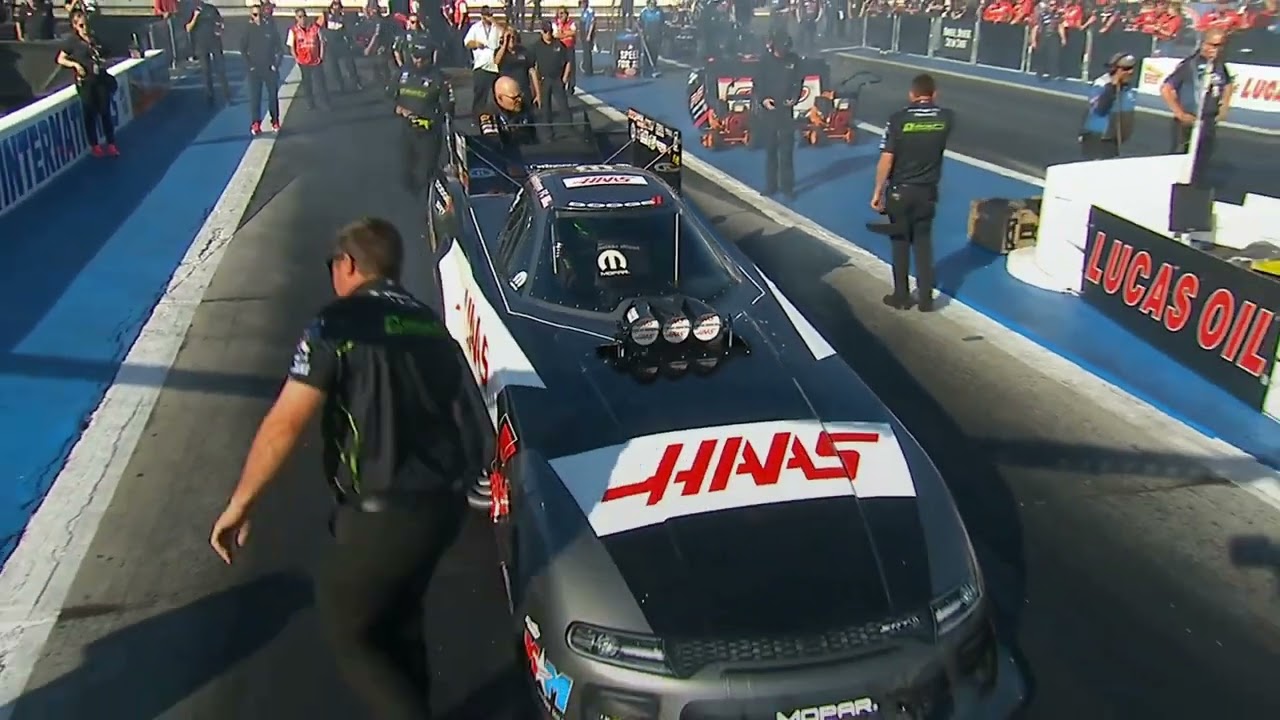 Matt Hagan, Terry Haddock, Funny Car, Qualifying Rnd 3, Lucas Oil Winter Nationals, In N Out Burger