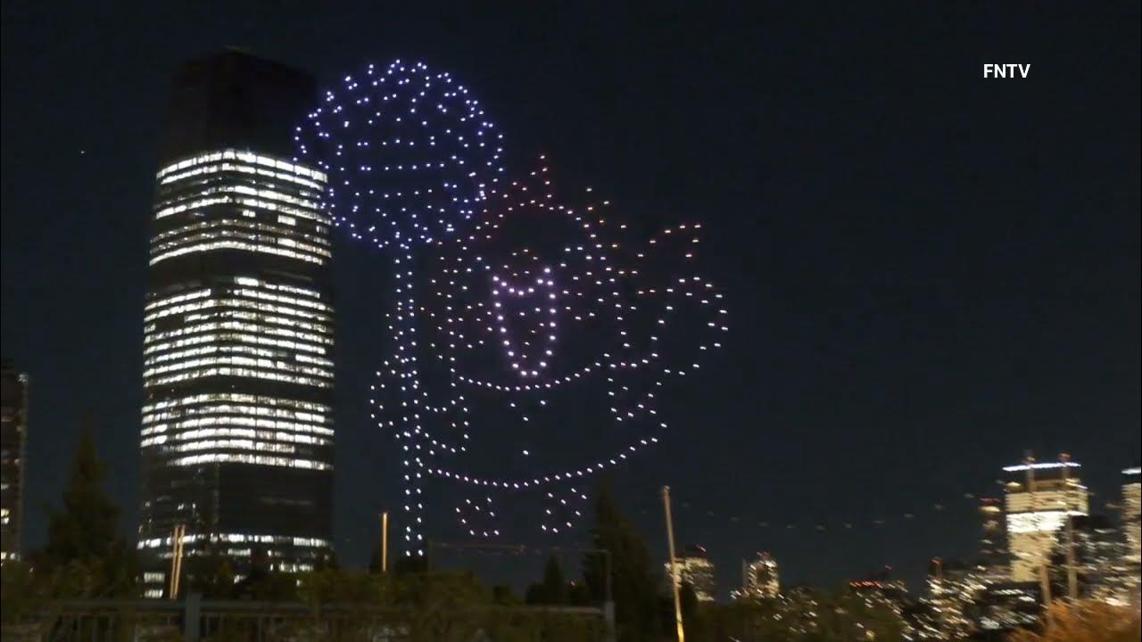 500 Drones "Take Over NYC Skies" for Candy Crush YouTube