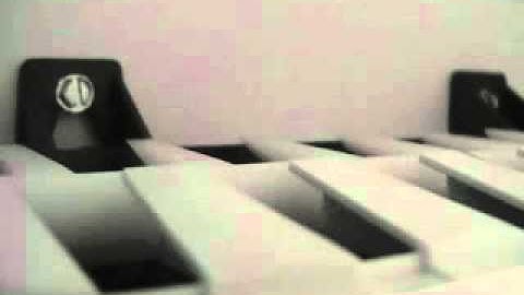 ApplianceJunk.com - How to remove a ice maker from a Frigidaire Side-By-Side Refrigerator