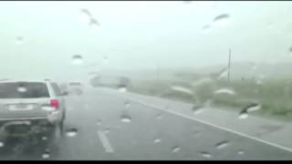 Tractor-trailer jackknifes on I-75