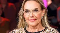 Sie teilt vielsagende Zeilen über Beziehung mit Ex Uwe Ochsenknecht thumbnail