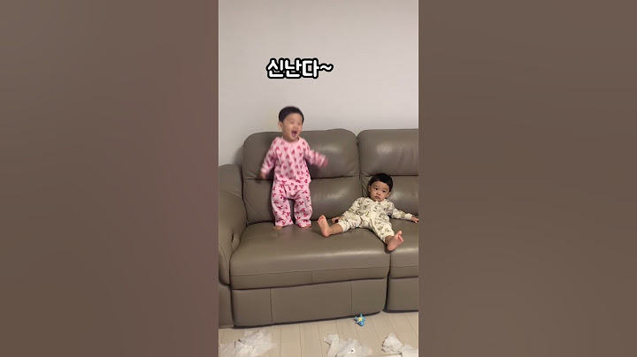 8살 차이 나는 형아 얼굴 닦아주는 동생