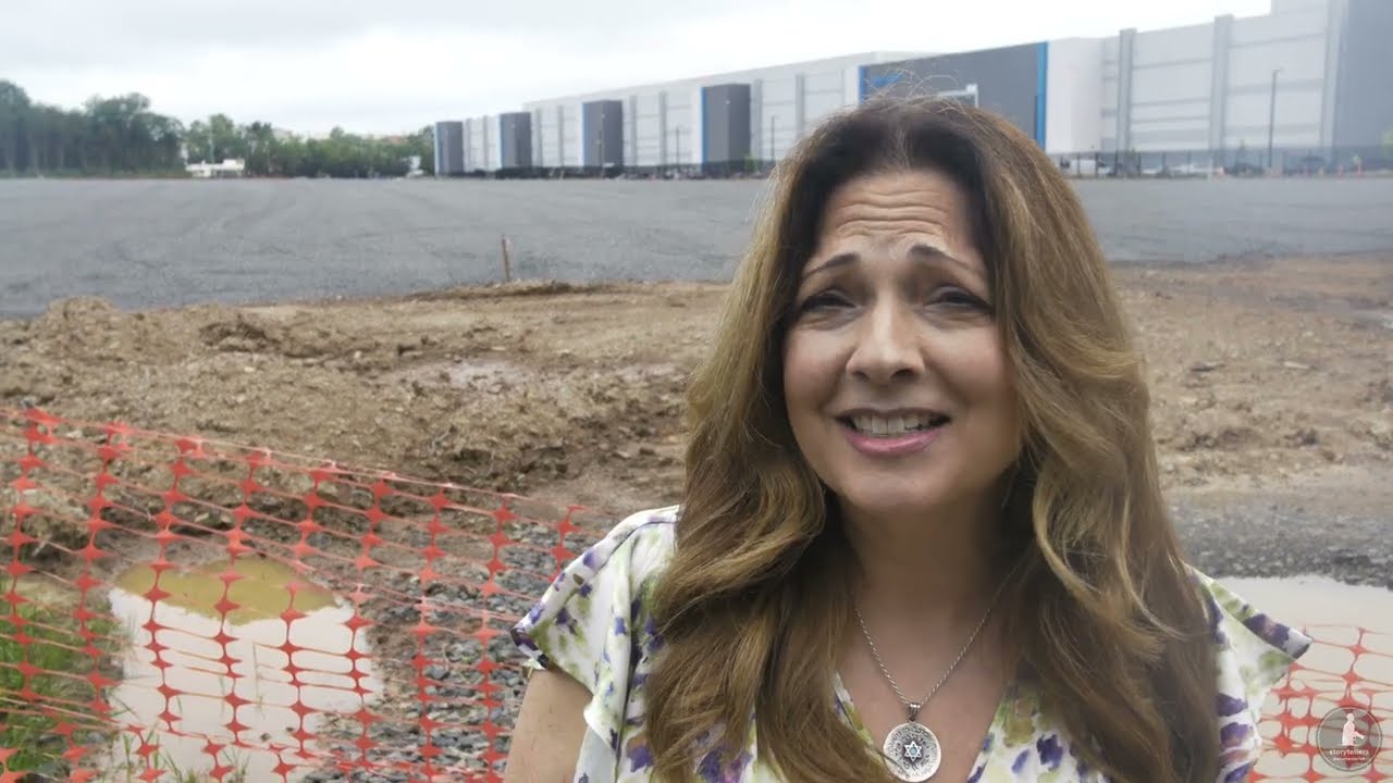 Data center Dave's Store GIS substation: "It's a pile of dirt"