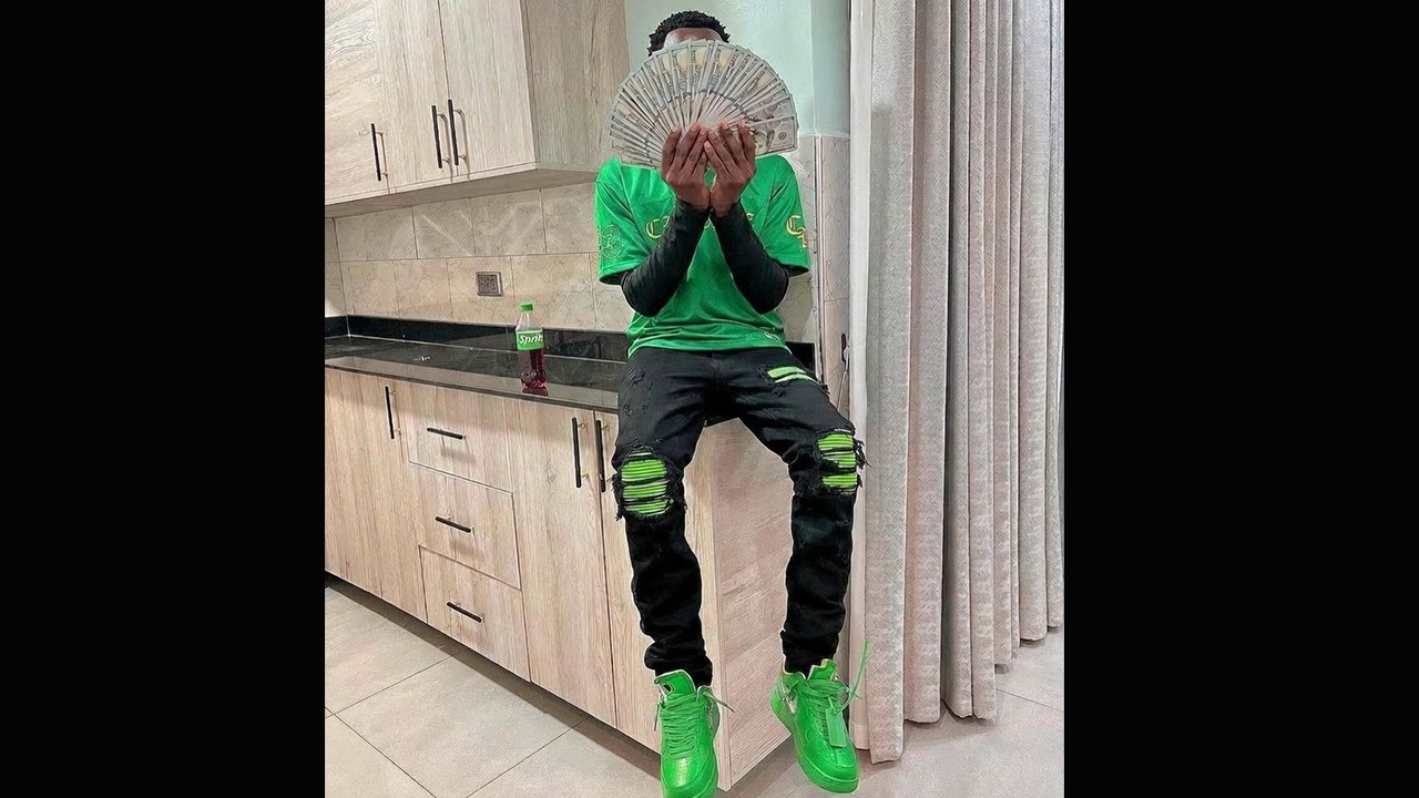 Yfs Futso Rapper (FREE) YFG Fatso Sample Type Beat - Forever Young - YouTube