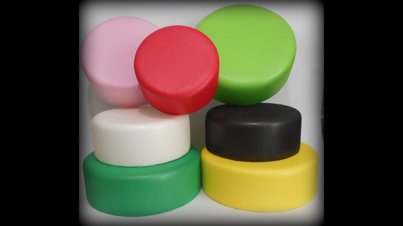 DIY- Como fazer bolo fake de eva sem emenda ,rápido e fácil (modelagem)