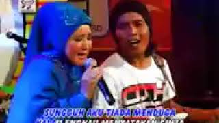 Evie Tamala   Teman Biasa Official Music Video144P