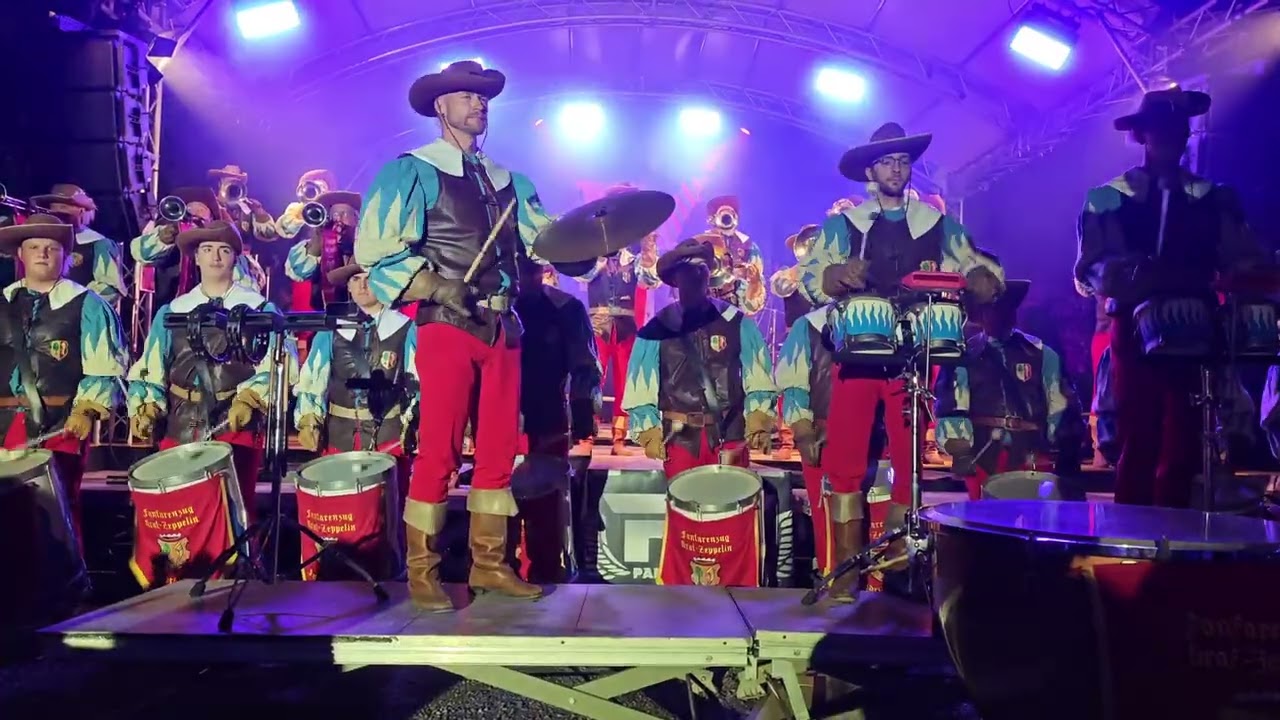 Fanfarenzug Graf Zeppelin beim 50 Jahre Jubiläum FZ Brochenzell 