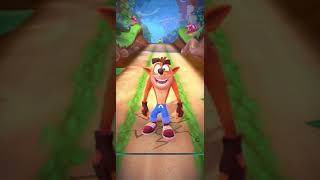 Crash Bandicoot On The Run - Gameplay