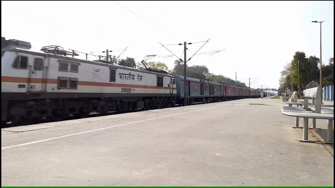 22308 BKN-HWH SF Express Skipping Bharwari at 130 kmph || Superb Track ...