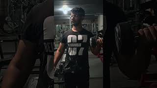 ?akele workout kr rha tha #gym #explore #youtubeshorts