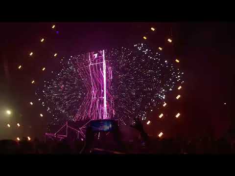 BTSM and ATLiens - Frequencies (LOUIEJAYXX Remix) (Excision @ Hampton Coliseum)