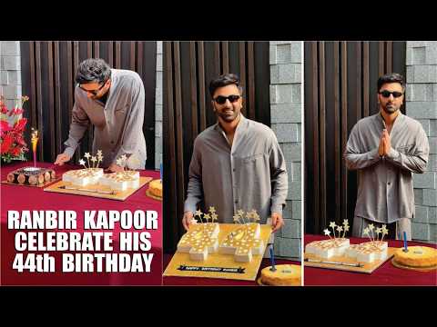 Ranbir Kapoor Celebrates His 44th Birthday With Media And Fans | Ranbir Kapoor Cake Cutting Moment