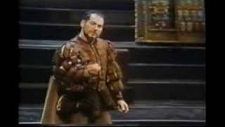 Robert McFarland (Dramatic Baritone)