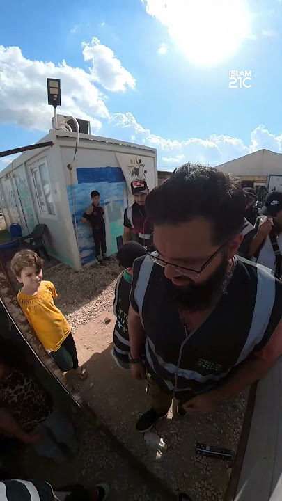 Download lagu Making Muslims happy 😊