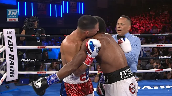 Edgar Berlanga appears to try to bite Alexis Angul...