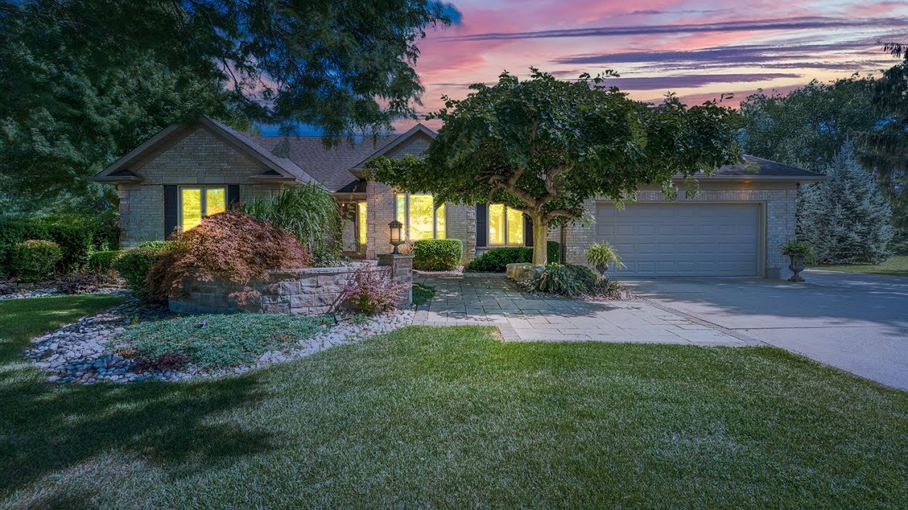 🏡 Welcome to 1610 Lena Court, Sarnia, Ontario – My Top 5 Favorite Features of This Stunning Home!