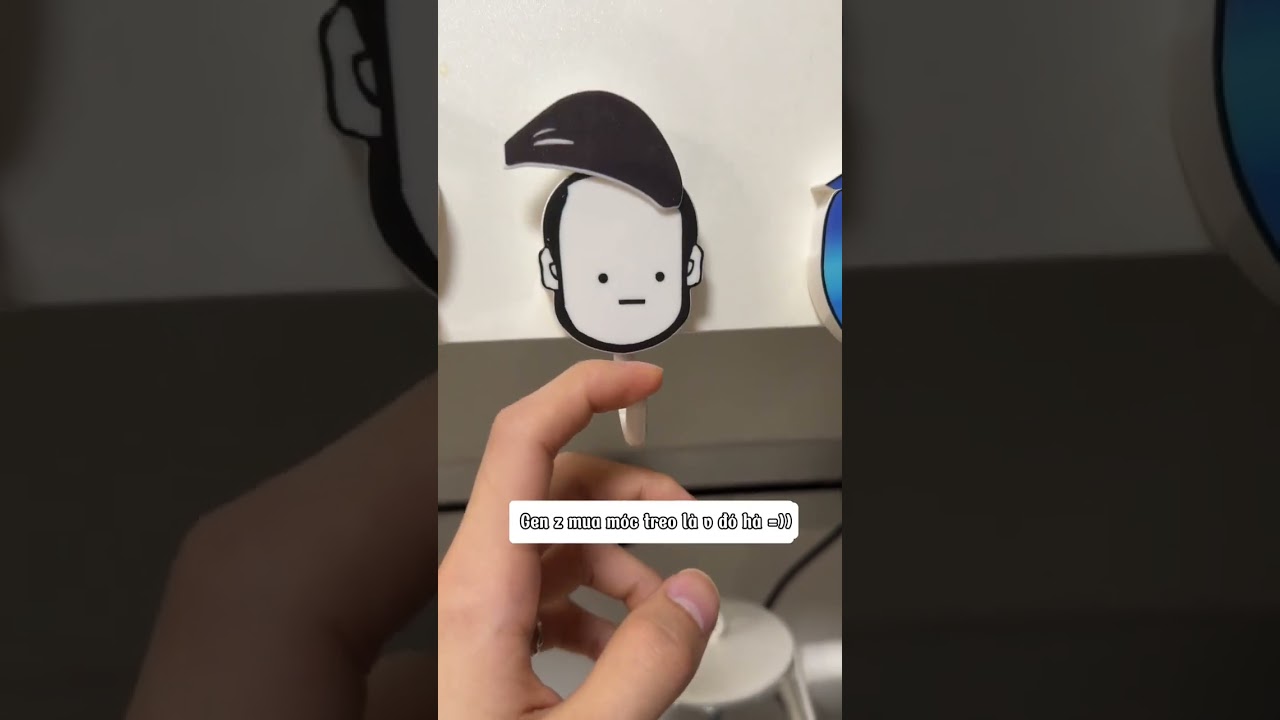 Неужели поколение Z так покупает вешалки? 🤣 