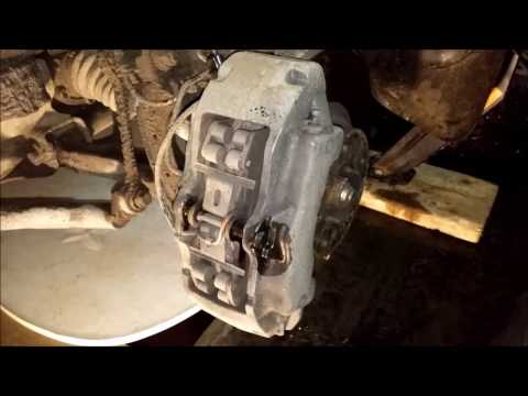 # 024  замена тормозных колодок Audi Q7,Touareg