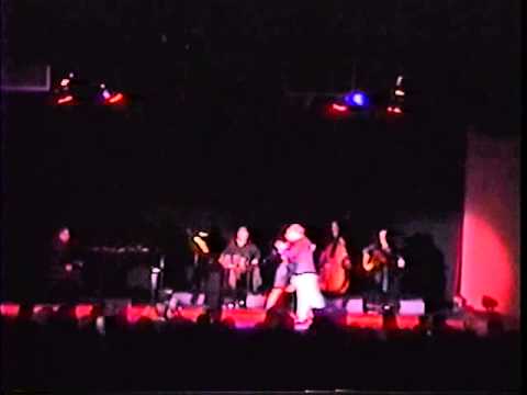 Valeria Vega y Jorge Bartolucci en el Lunario bailan Felicia