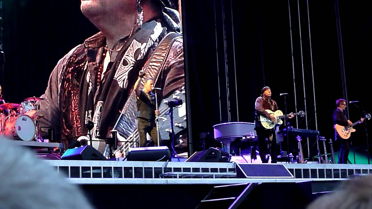 Bruce Springsteen Point Blank (Ullevi, Gothenburg 20160723) YouTube