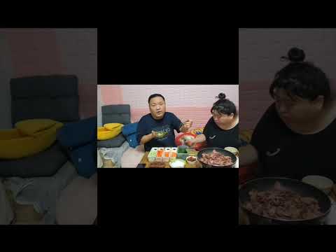 복부인 <strong>훈제오리무쌈</strong> 먹방 긴영상은 화면에 제목플래이 누르시면됩니다 #shorts