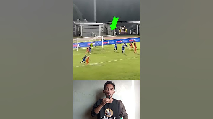 Pergerakan Dari Gustavo Franca Berhasil Menggagalkan Tendangan Dari Peralta.