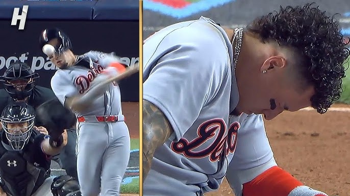 SCARY SCENE! Javier Baez Exits After Fouling Ball Into His Own Face 😬