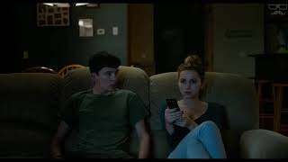 Kiss Scene - The House Of Tomorrow  (Asa Butterfield and Maude Apatow)