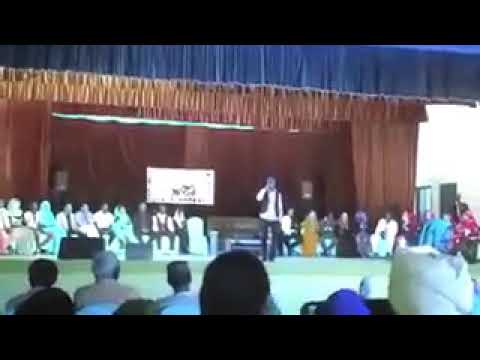 الفنان محمد بشرى مسرح اغنية بت السرور كلمات ودالمامور الحان بلال عبدالله