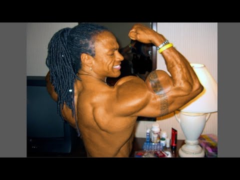 FBB Renné Toney Flexing Shredded Biceps! Muscle Mommy Bio & Wiki