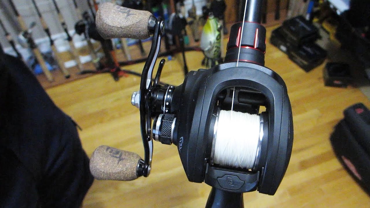 13 Fishing Concept A Baitcast Fishing Reel 5.3:1 RH 海外 即決