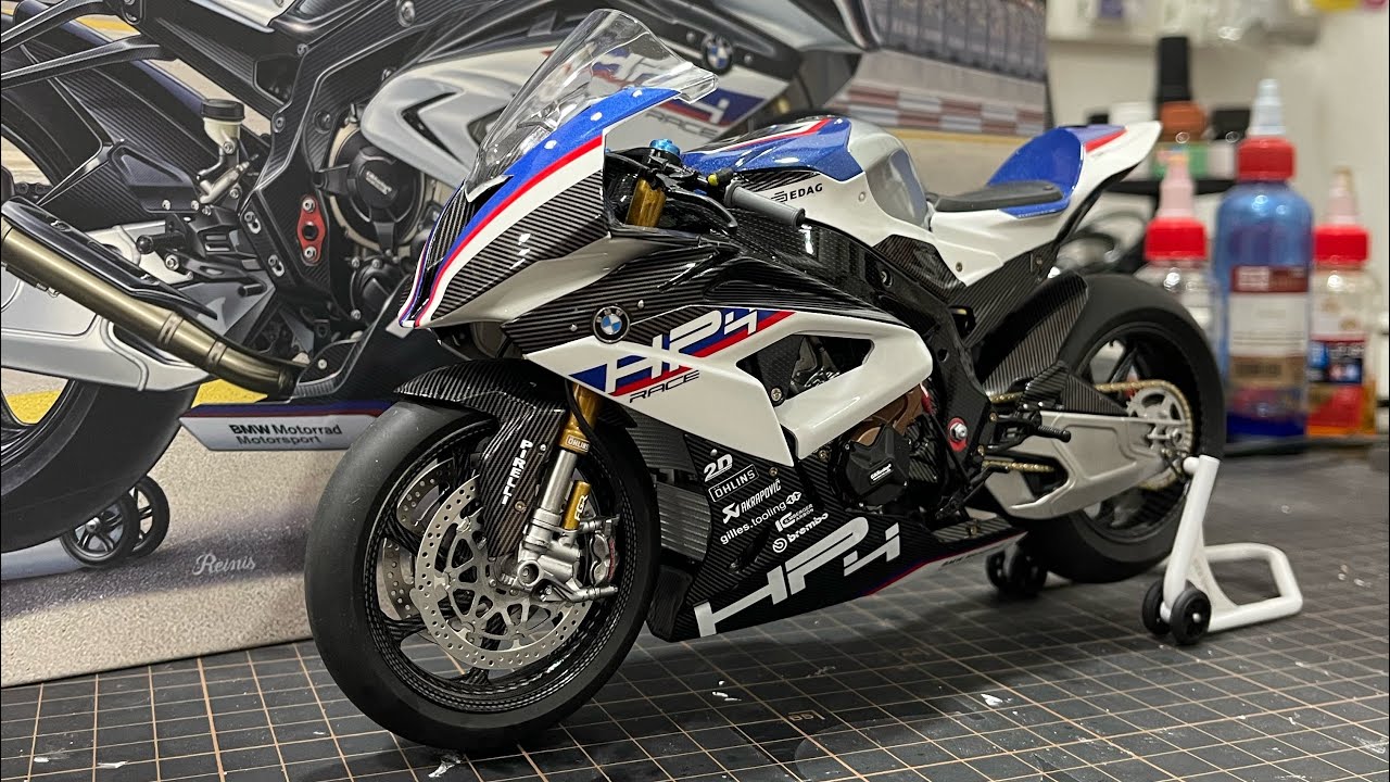 Meng 1/9 BMW HP4 race finished kit quick review - YouTube