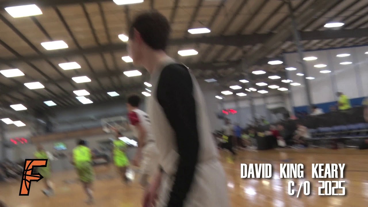 King Keary with the Dimes...