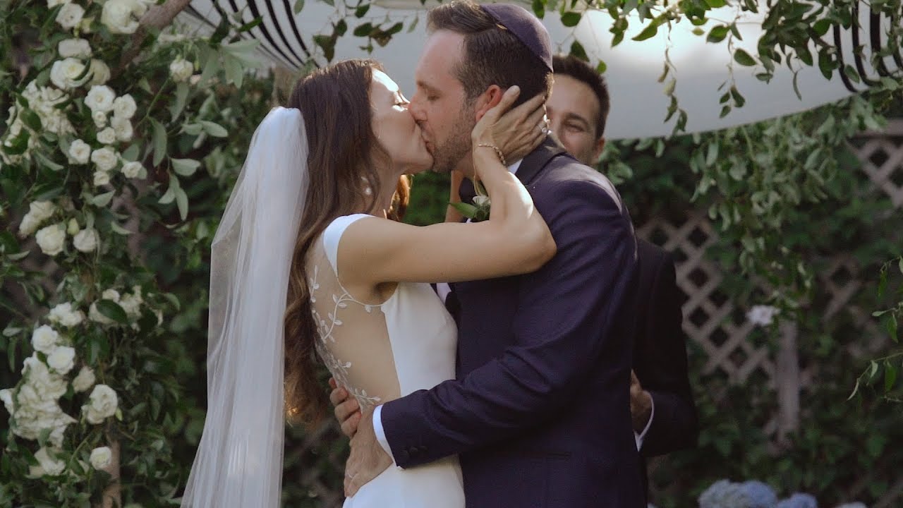 Summer Wedding at the Admiral's House in Seattle, Washington