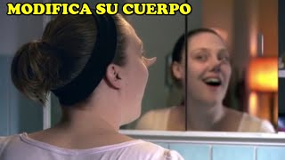 La Chica de Plástico | Modifica su cuerpo para conquistar a su Novio Resumen (Cortometraje) screenshot 1