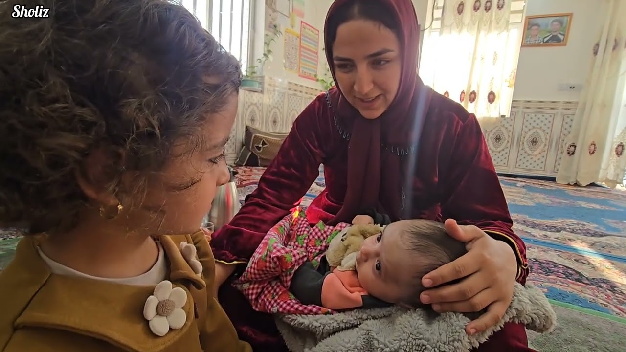 A Happy Day for Narges & Hamid 😊🏡 | Cooking for Workers & Second Floor Construction Progress 🔨🏠