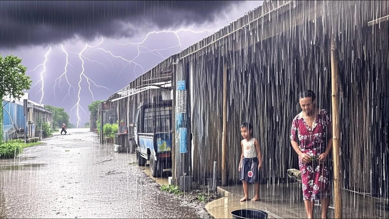 Very heavy rain in rural Indonesia | Difficulty sleeping with the sound of rain is the solution