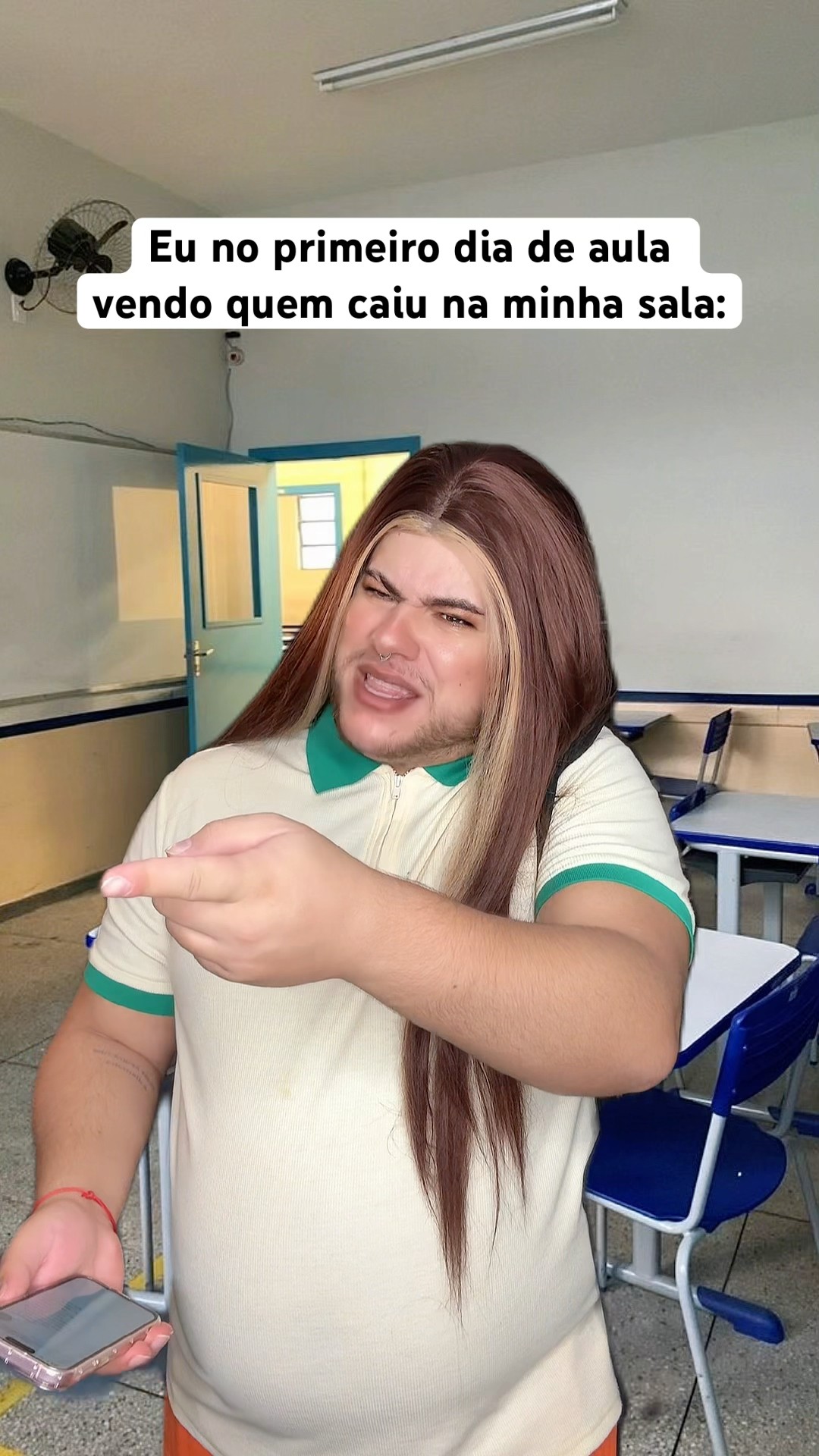 EU NO PRIMEIRO DIA DE AULA VENDO QUEM CAIU NA MINHA SALA