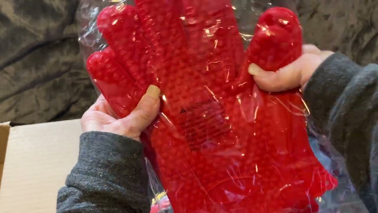 Big mystery box of Awesome December 2025 ￼