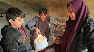 She Didnt Expect This Nomadic Family Surprises Mom On Her Birthday