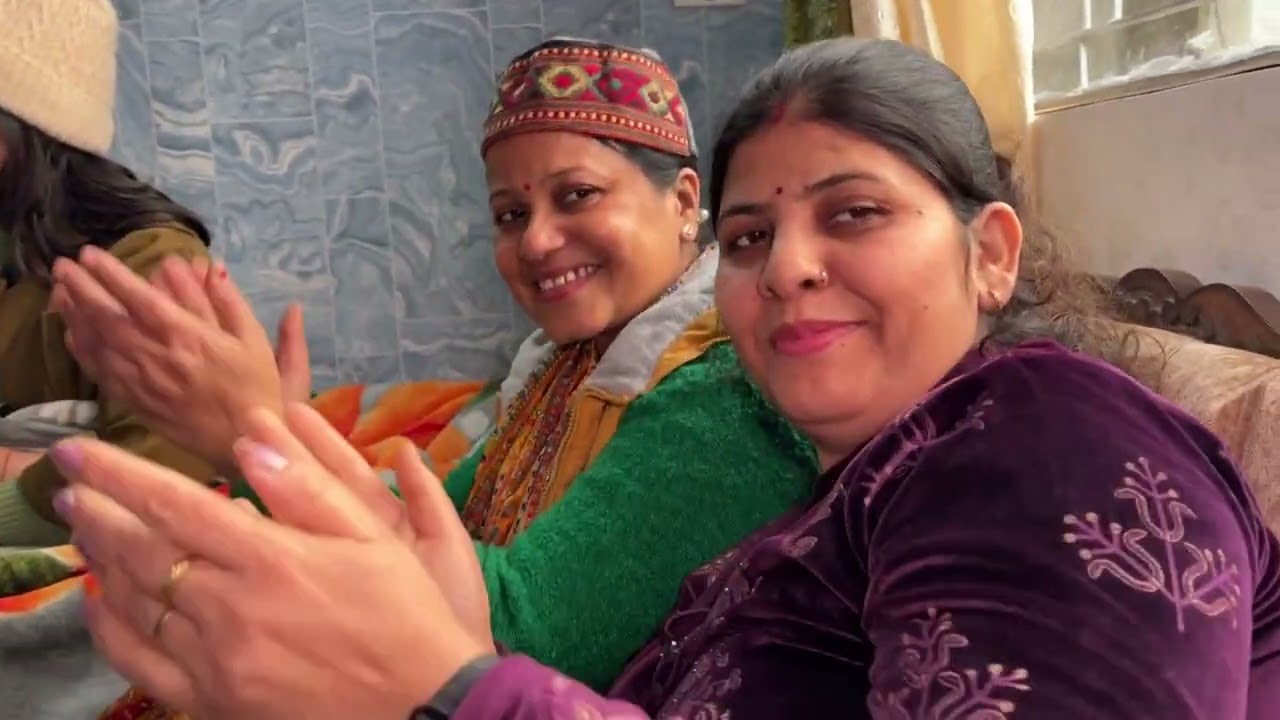 नए साल में तारा दत्त जी के घर में मिलजुल कर नया साल बनाया