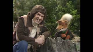 Basil Brush Show   S11E04   October 30, 1976   John Inman  #basilbrush