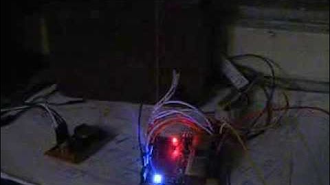 humidity and temperature with DHT11 using 7-segment LED from a broken wood brick clock (IX)