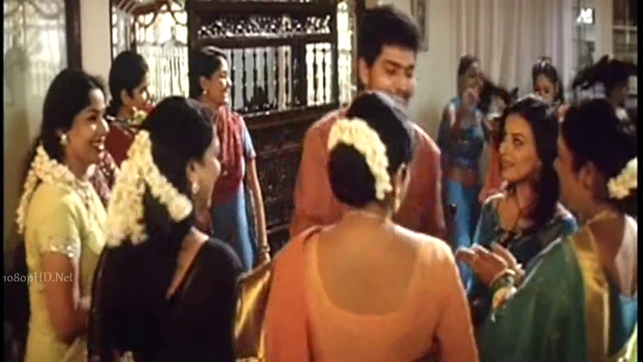 Valaiyal Karangalai - Thottal Poo Malarum Video Song